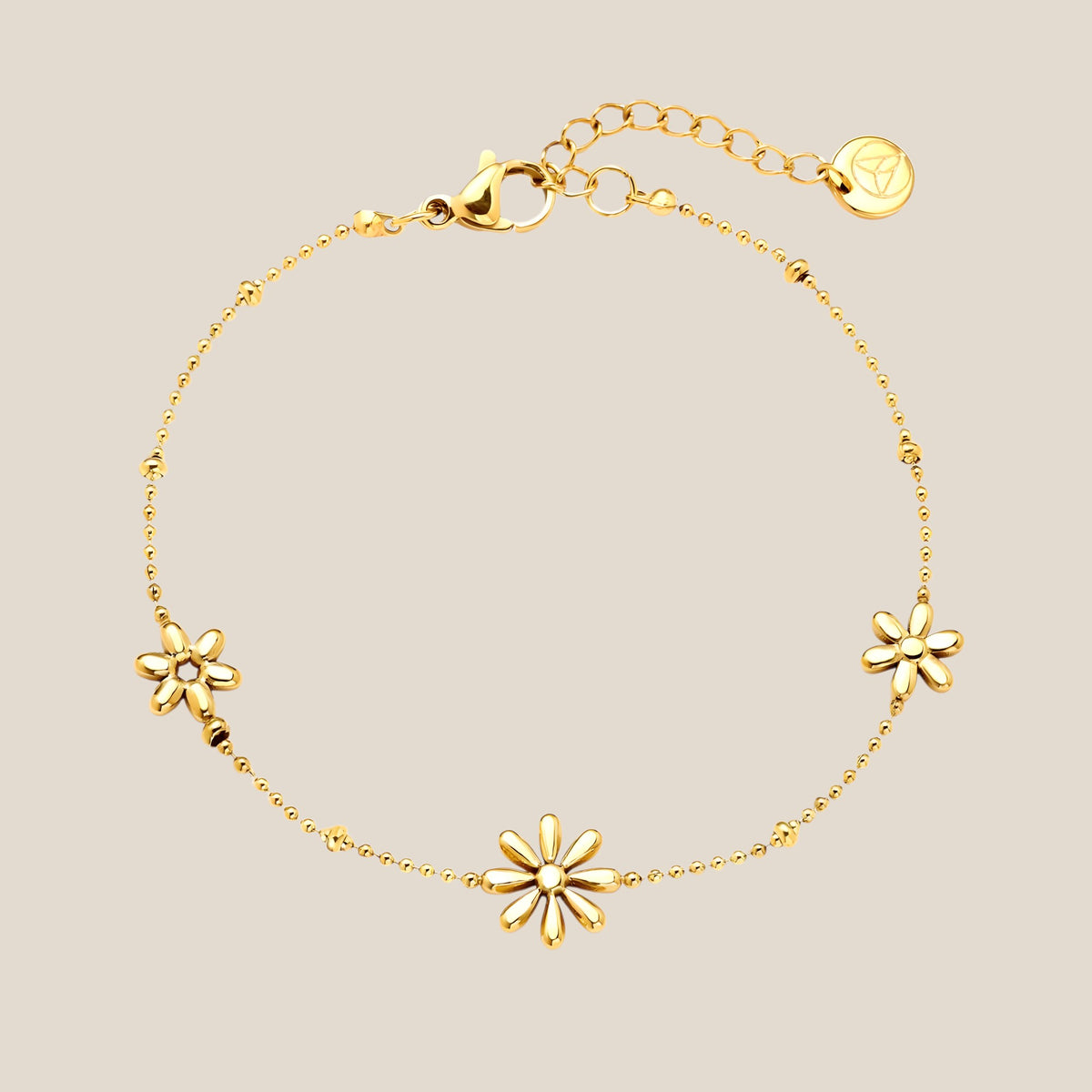 Three Lovely Flowers Armband