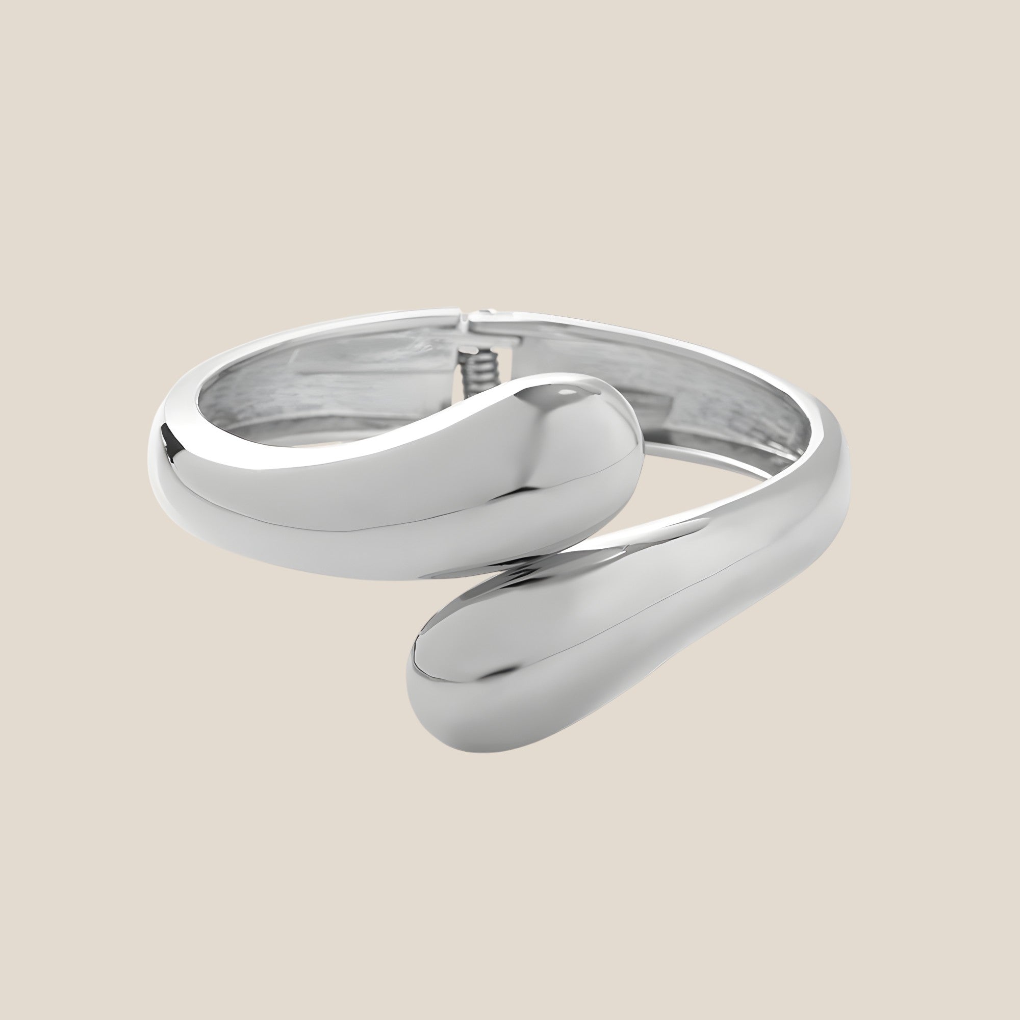 Thin Warm Hug Armband
