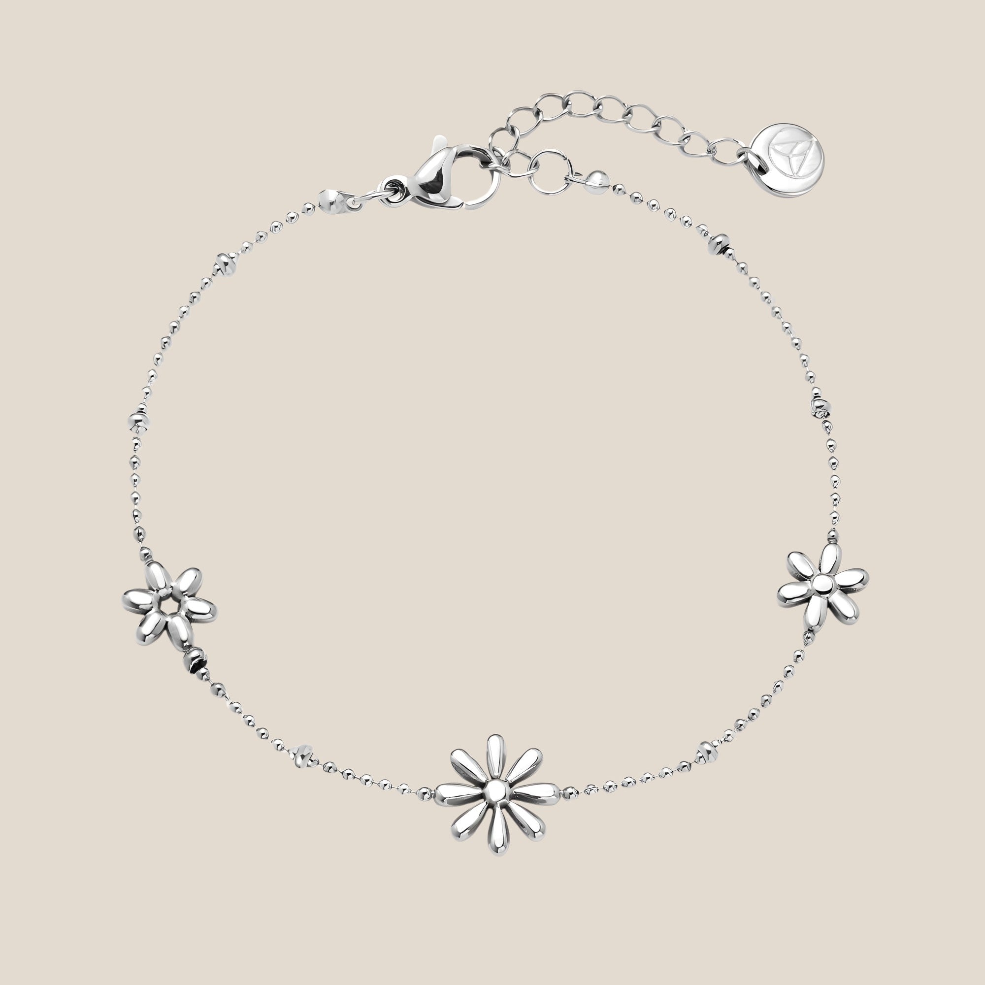 Three Lovely Flowers Armband