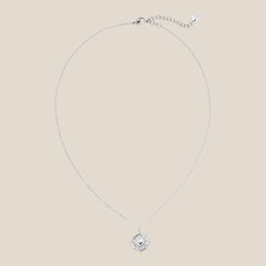 Hollow Pattern With Thin Chain Halskette