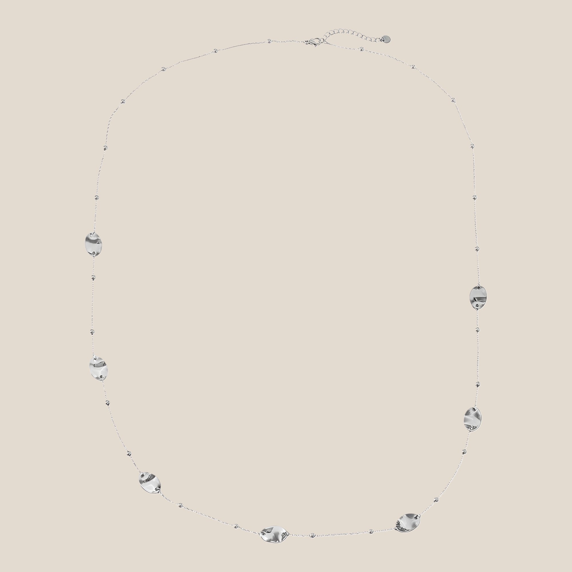Uneven Plate with Metall Balls Long Simple Chain Halskette