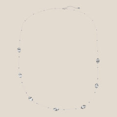 Uneven Plate with Metall Balls Long Simple Chain Halskette